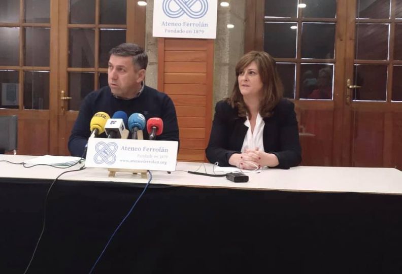 Alvariño e Ana Rosa Pena, no Ateneo Ferrolán